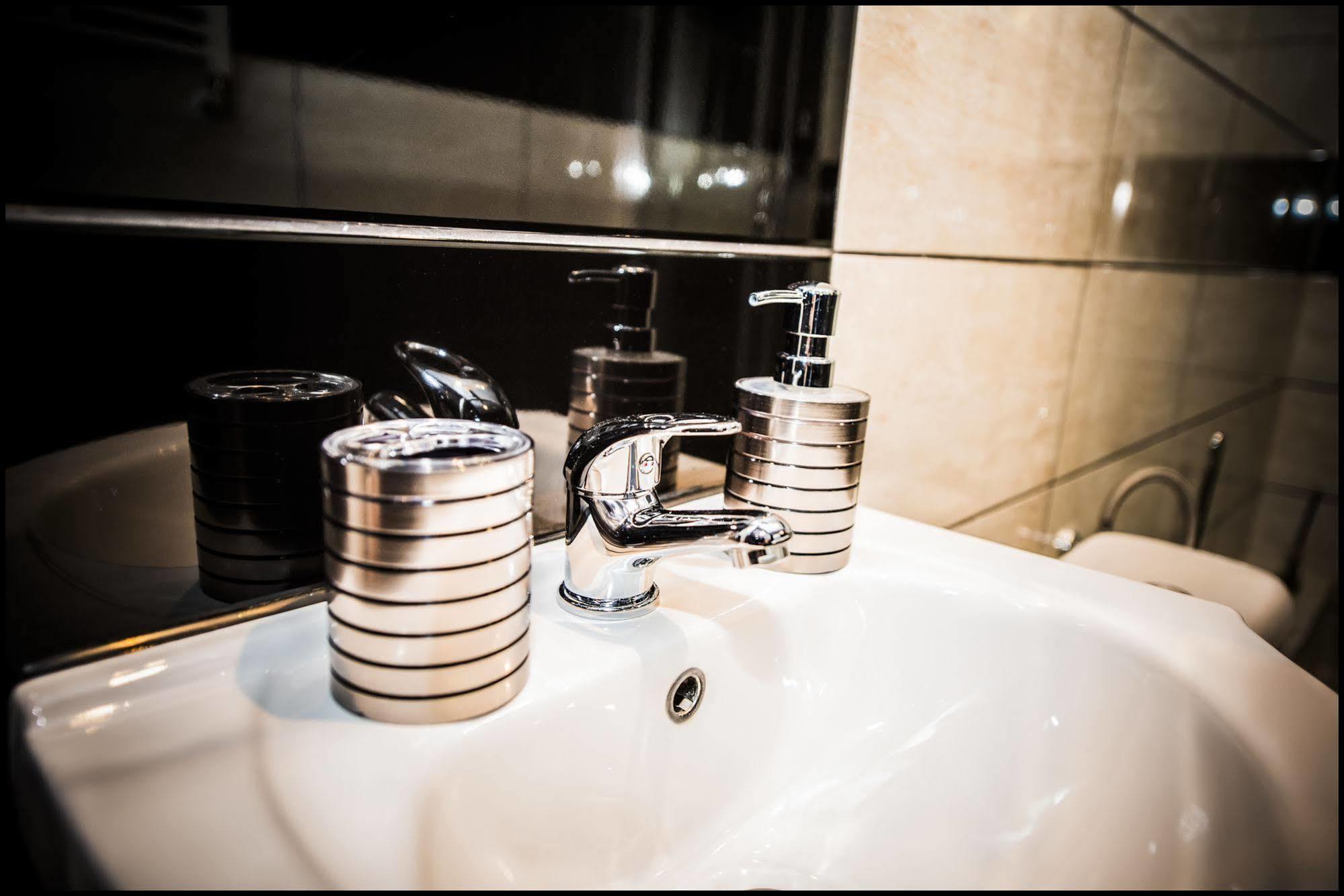Apartament Z Jacuzzi Krakow Rynek ภายนอก รูปภาพ